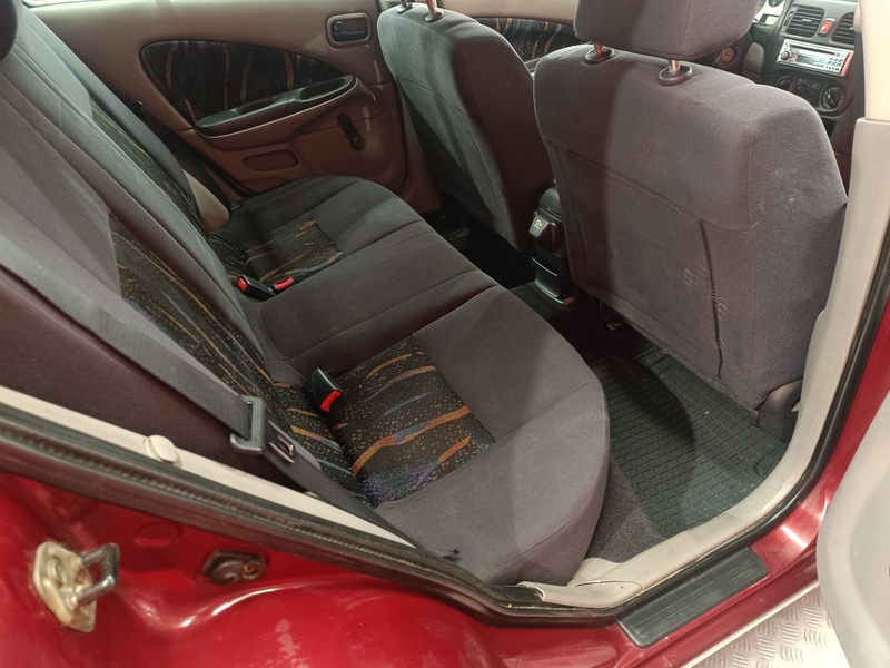 Nissan Almera vaihtoauto