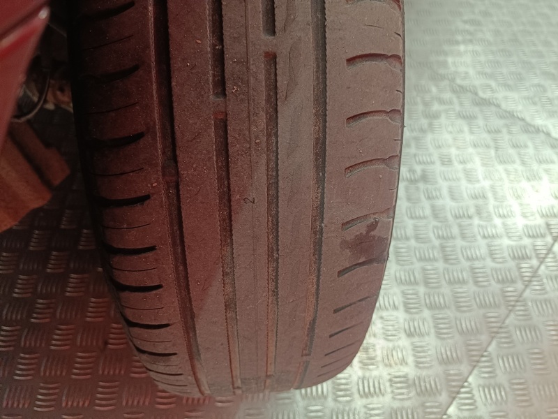 Nissan Almera vaihtoauto