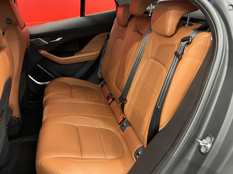 Jaguar I-PACE vaihtoauto