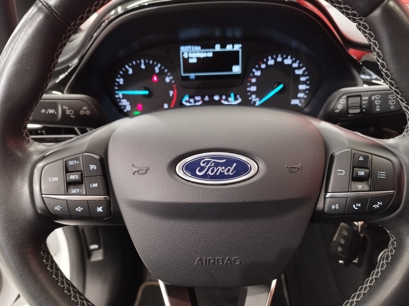 Ford Fiesta vaihtoauto