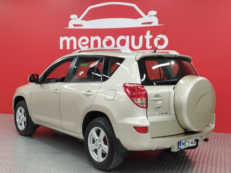 Toyota RAV4 vaihtoauto