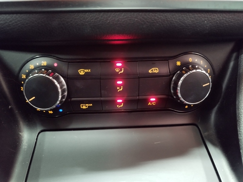 Mercedes-Benz CLA-sarja vaihtoauto