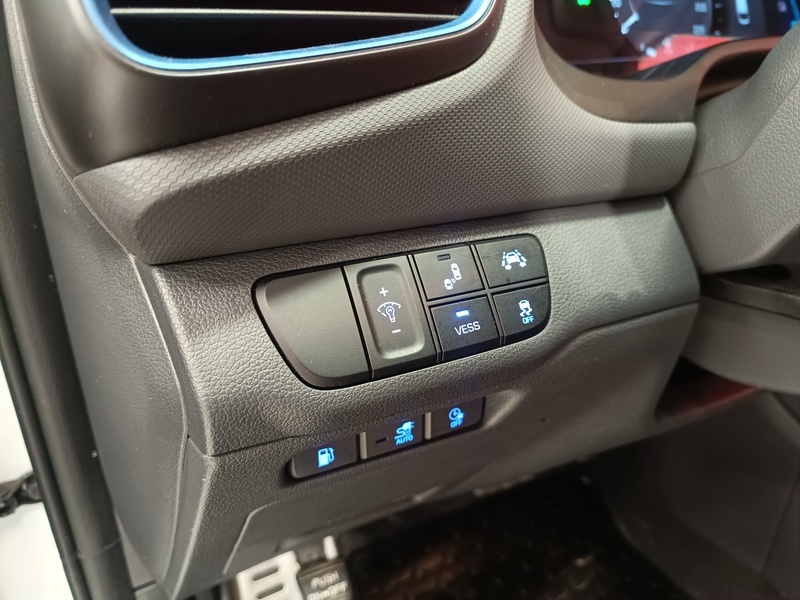 Hyundai IONIQ plug-in vaihtoauto