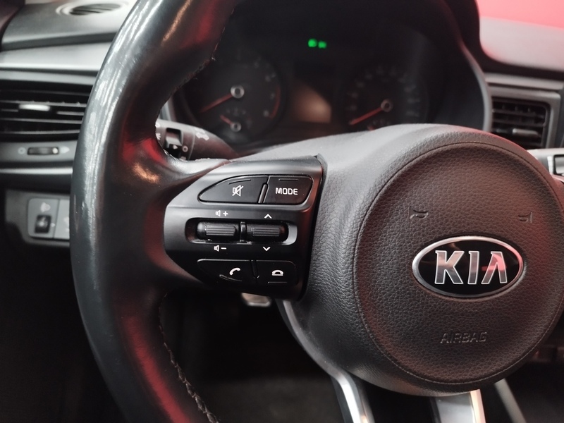 Kia Rio vaihtoauto