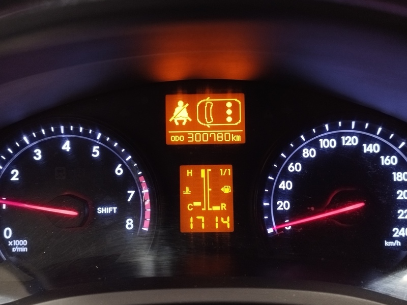 Toyota Avensis vaihtoauto