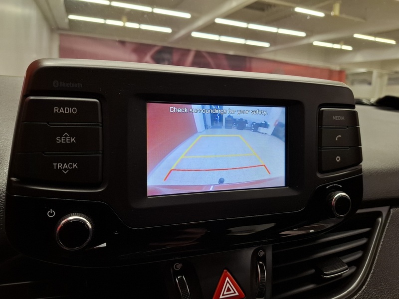 Hyundai i30 5d vaihtoauto