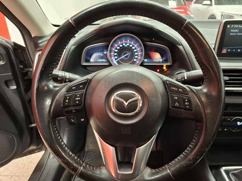 Mazda 3 vaihtoauto