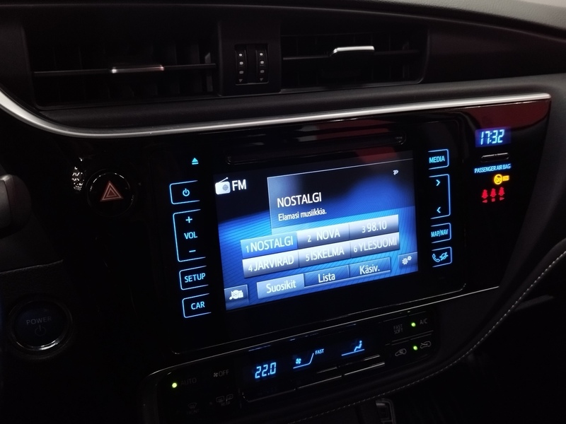 Toyota Auris vaihtoauto