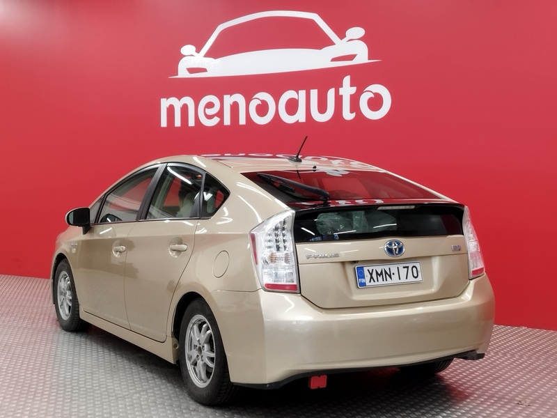 Toyota Prius vaihtoauto