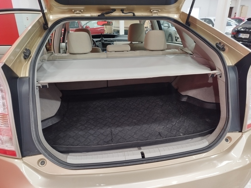 Toyota Prius vaihtoauto