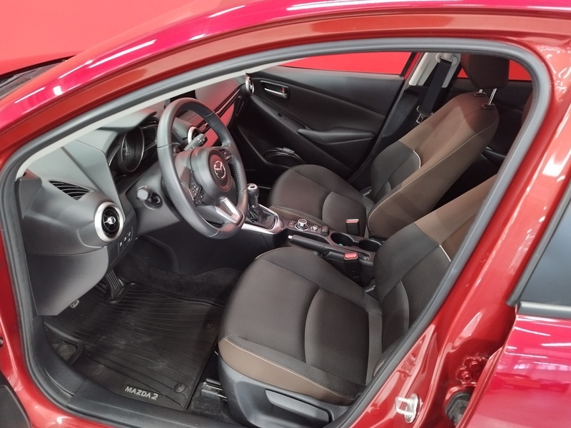Mazda 2 vaihtoauto