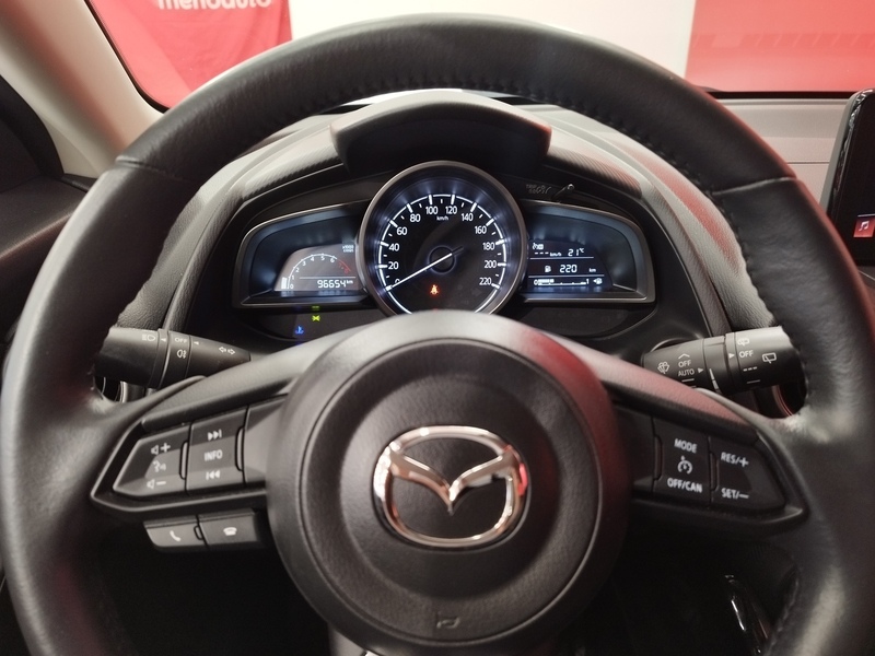 Mazda 2 vaihtoauto