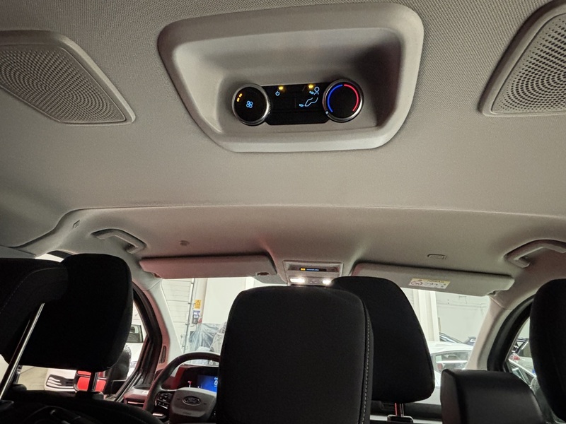 Ford Tourneo Custom vaihtoauto