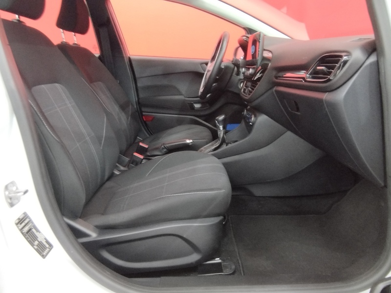 Ford Fiesta vaihtoauto