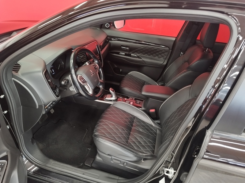 Mitsubishi Outlander PHEV vaihtoauto