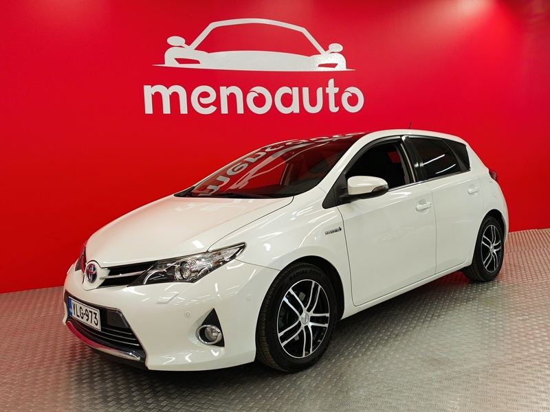Toyota Auris vaihtoauto