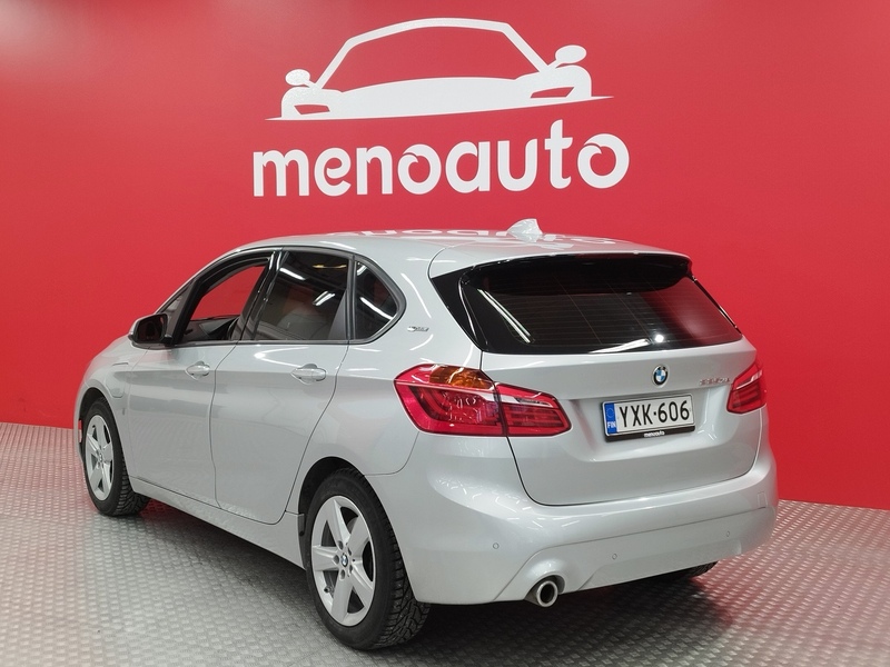 BMW 225 vaihtoauto