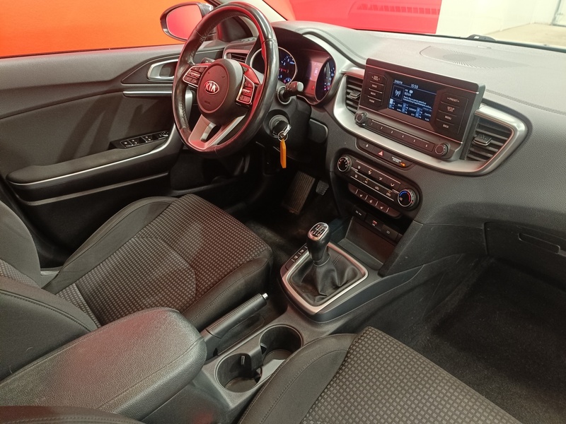 Kia Ceed vaihtoauto