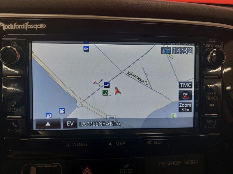 Mitsubishi Outlander PHEV vaihtoauto