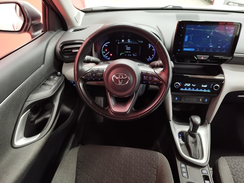 Toyota Yaris Cross vaihtoauto