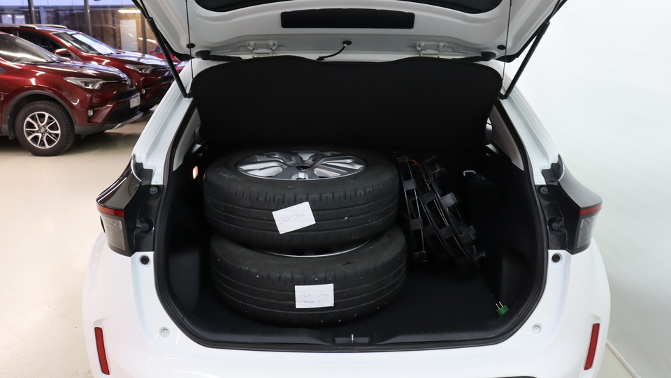 Toyota Yaris Cross vaihtoauto