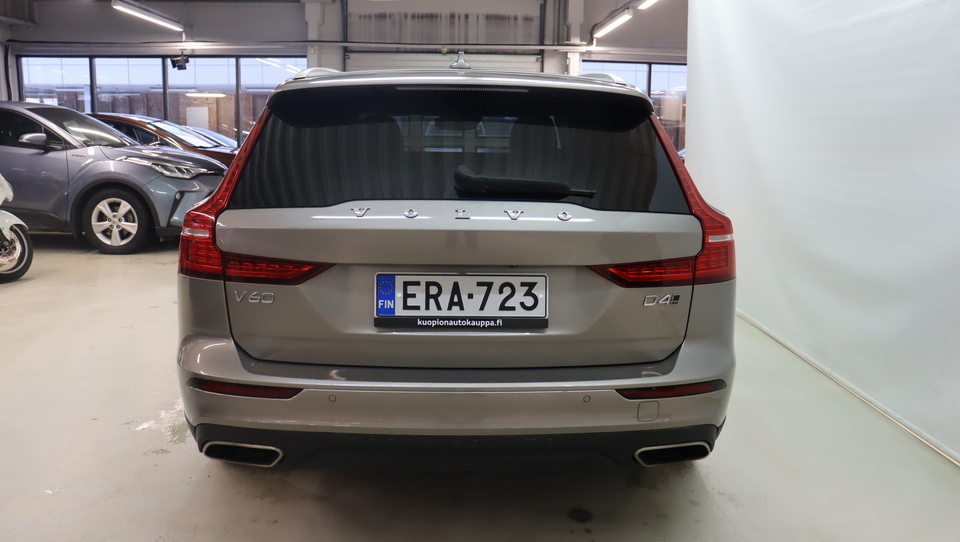 Volvo V60 Cross Country vaihtoauto
