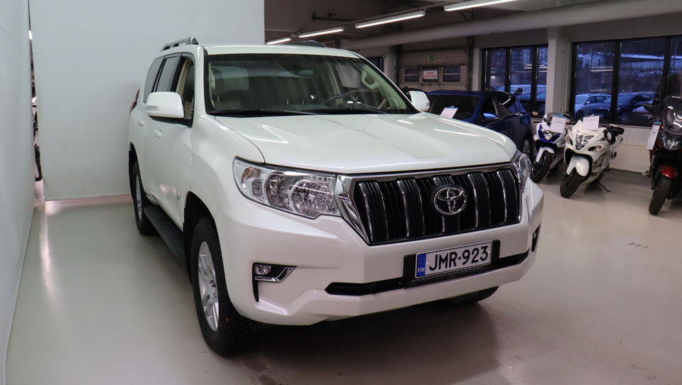 Toyota Land Cruiser vaihtoauto