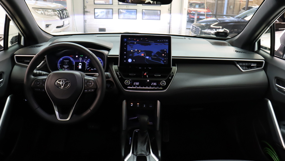 Toyota Corolla Cross vaihtoauto