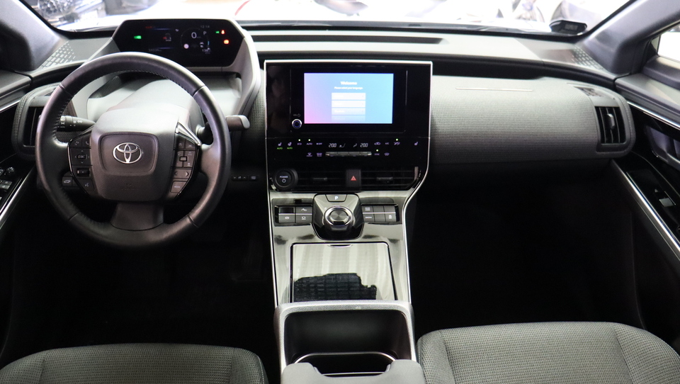 Toyota bZ4X vaihtoauto