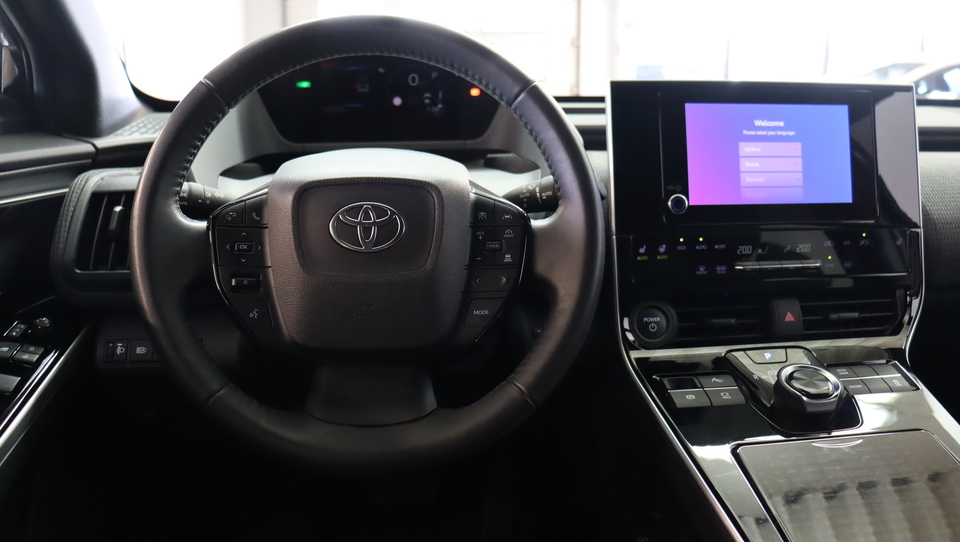 Toyota bZ4X vaihtoauto