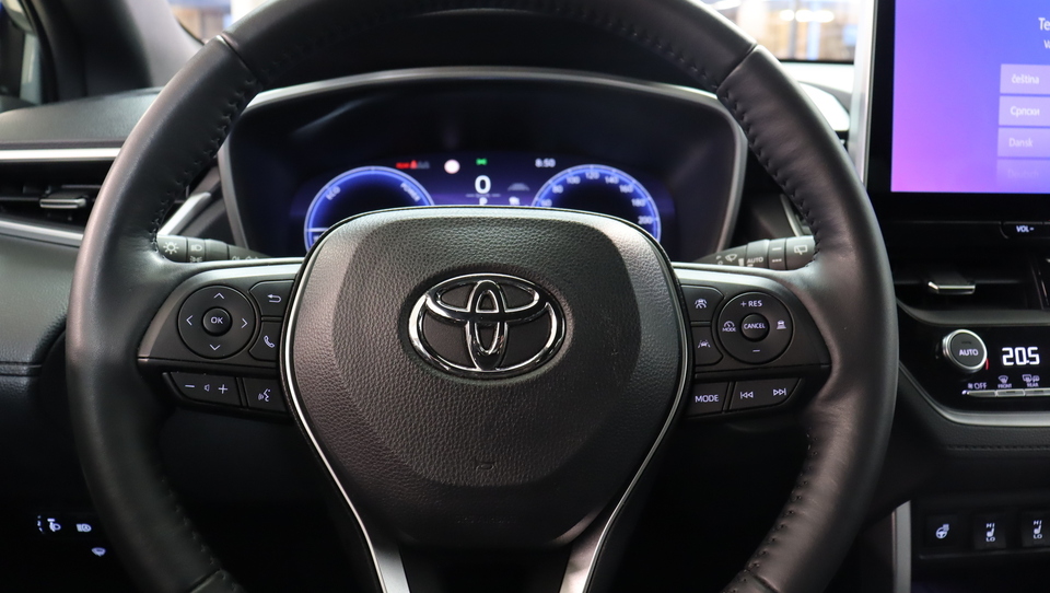 Toyota Corolla Cross vaihtoauto