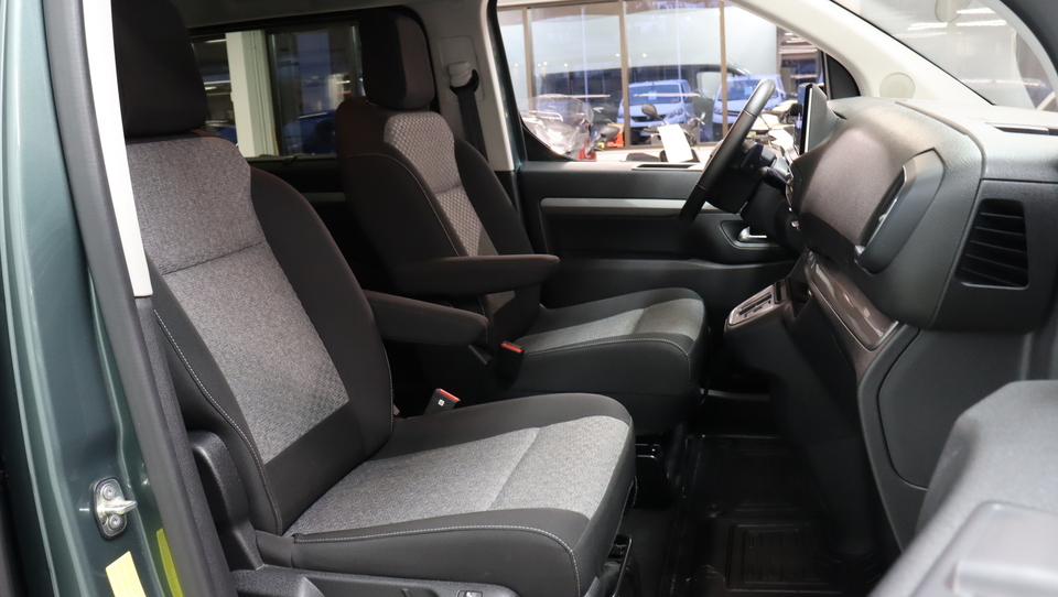 Toyota Proace Verso vaihtoauto