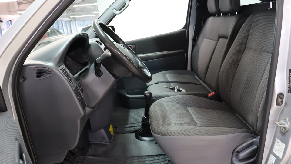 Toyota Hiace vaihtoauto