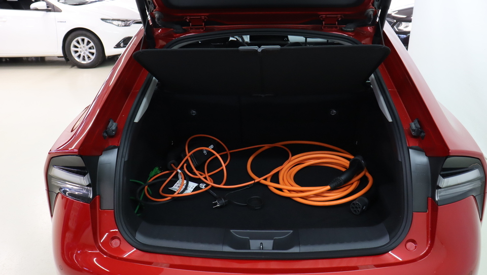 Toyota Prius Plug-in vaihtoauto