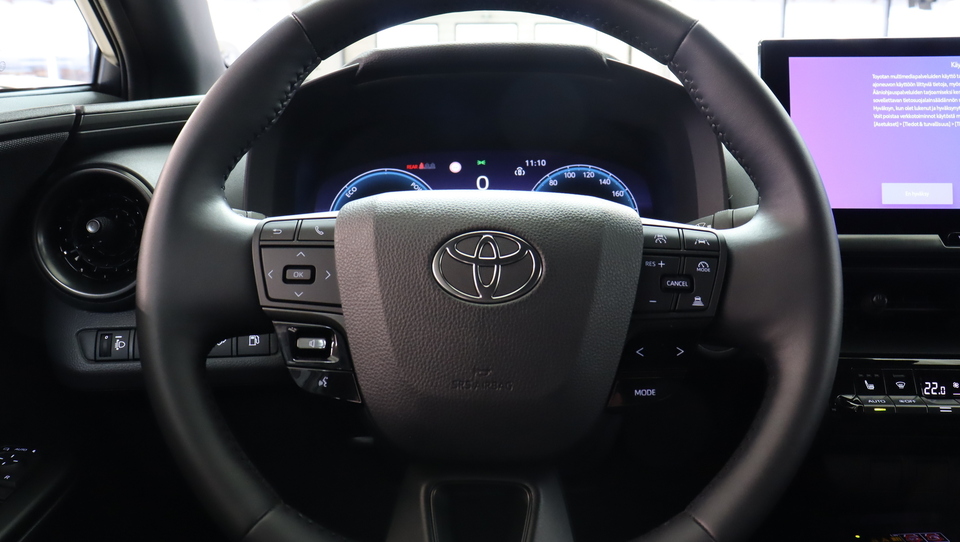 Toyota C-HR vaihtoauto