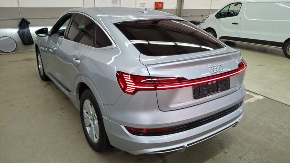 Audi e-tron vaihtoauto