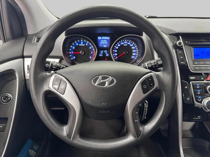 Hyundai i30 5d vaihtoauto