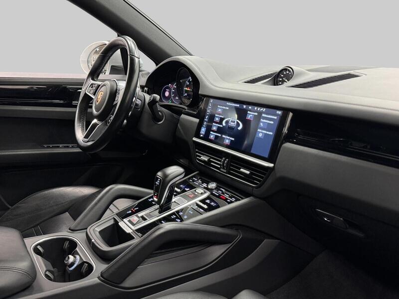 Porsche Cayenne vaihtoauto