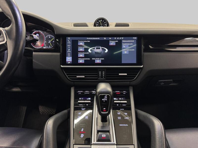 Porsche Cayenne vaihtoauto