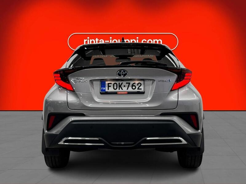 Toyota C-HR vaihtoauto