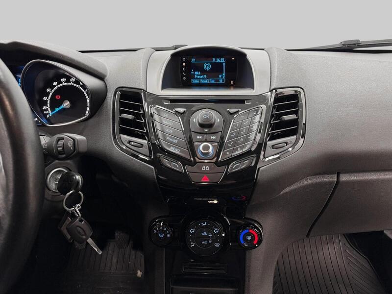 Ford Fiesta Van vaihtoauto