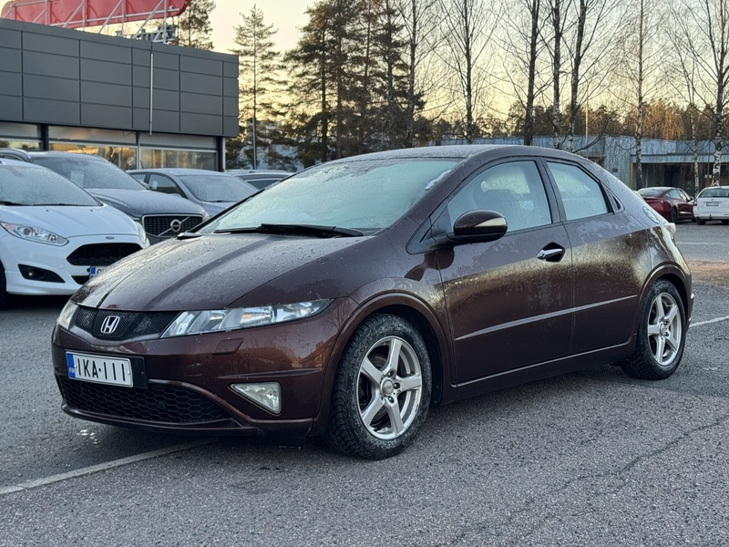 Honda Civic vaihtoauto
