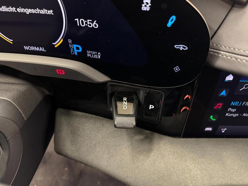 Porsche Taycan vaihtoauto