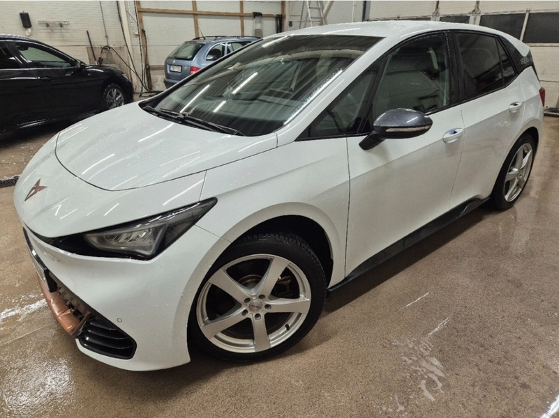 Cupra Born vaihtoauto