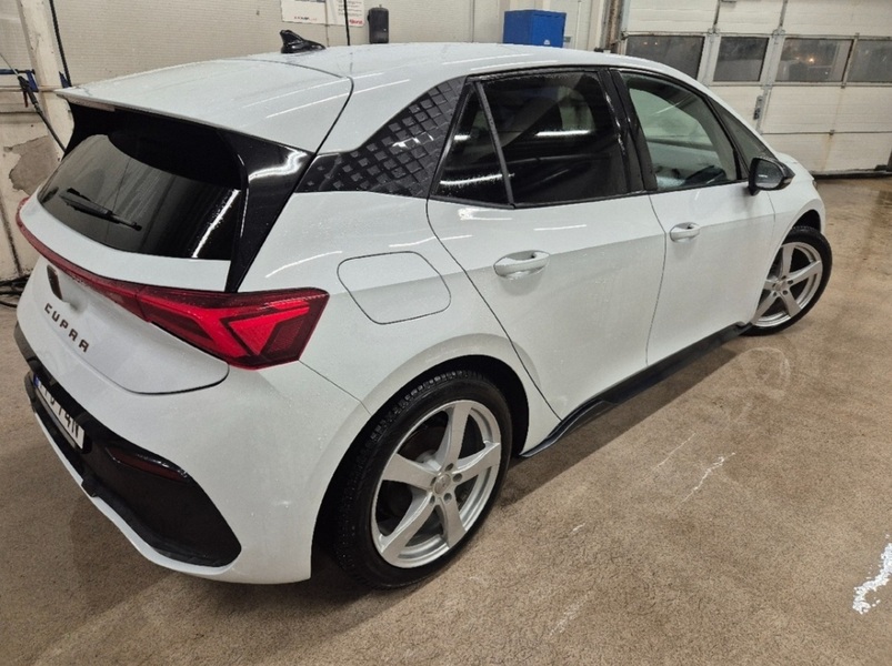 Cupra Born vaihtoauto