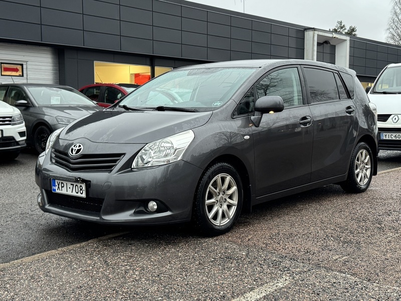 Toyota Verso vaihtoauto