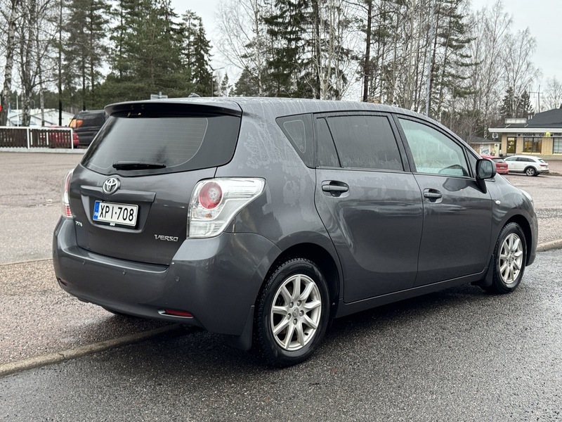 Toyota Verso vaihtoauto