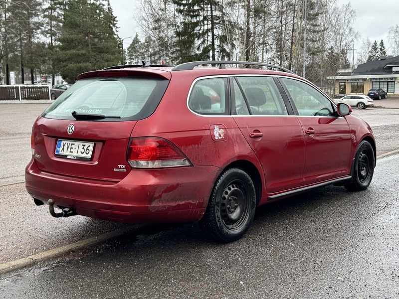 Volkswagen Golf vaihtoauto