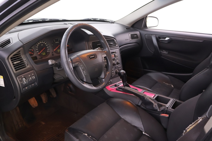 Volvo V70 vaihtoauto