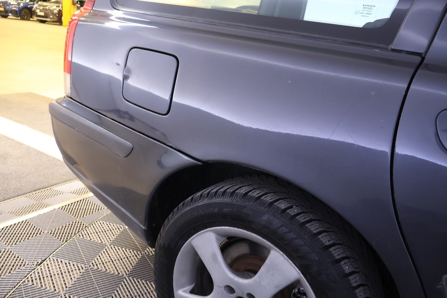 Volvo V70 vaihtoauto